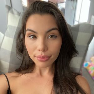 Meet your Posher, Gabriella